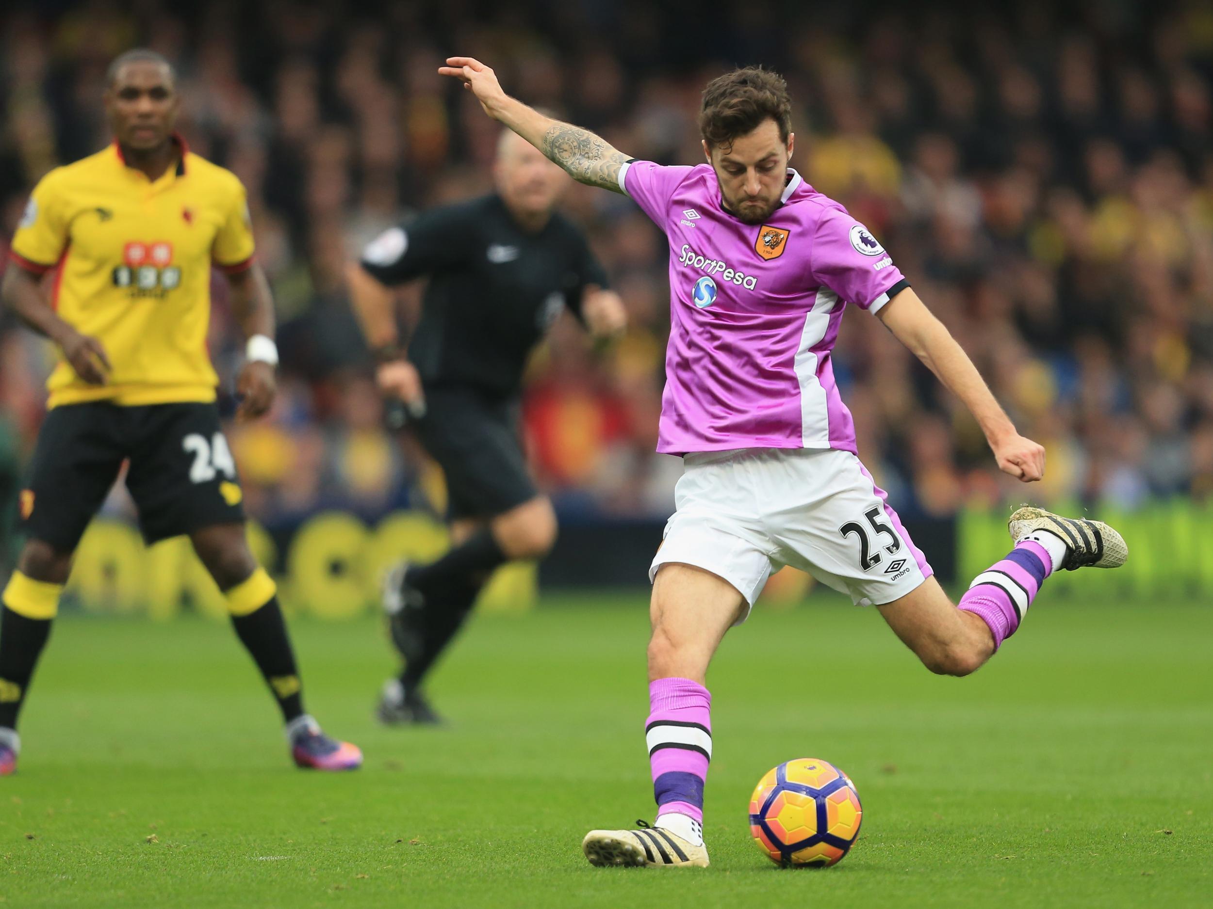 Ryan Mason tries to grab a goal back for Hull