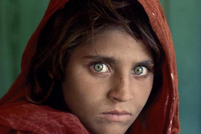 The image of Ms Gula in a refugee camp became emblematic of Afghanistan's suffering after it featured on the front cover of the National Geographic magazine