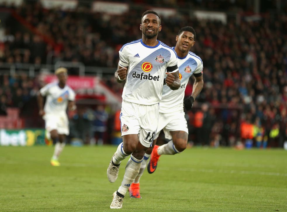 Defoe's penalty secured victory for Sunderland for the first time this season