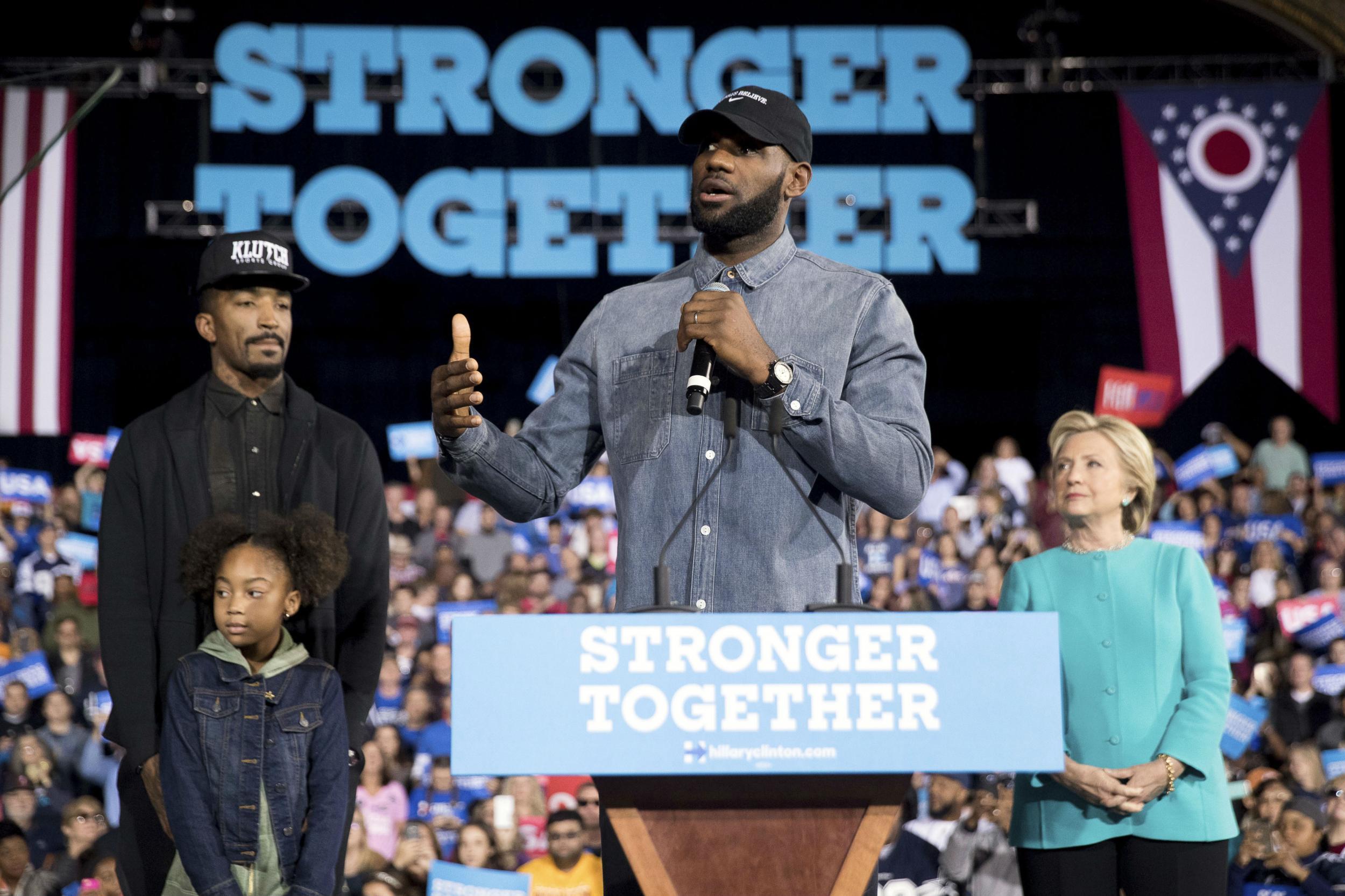 Ms Clinton appeared with the sports star in Ohio