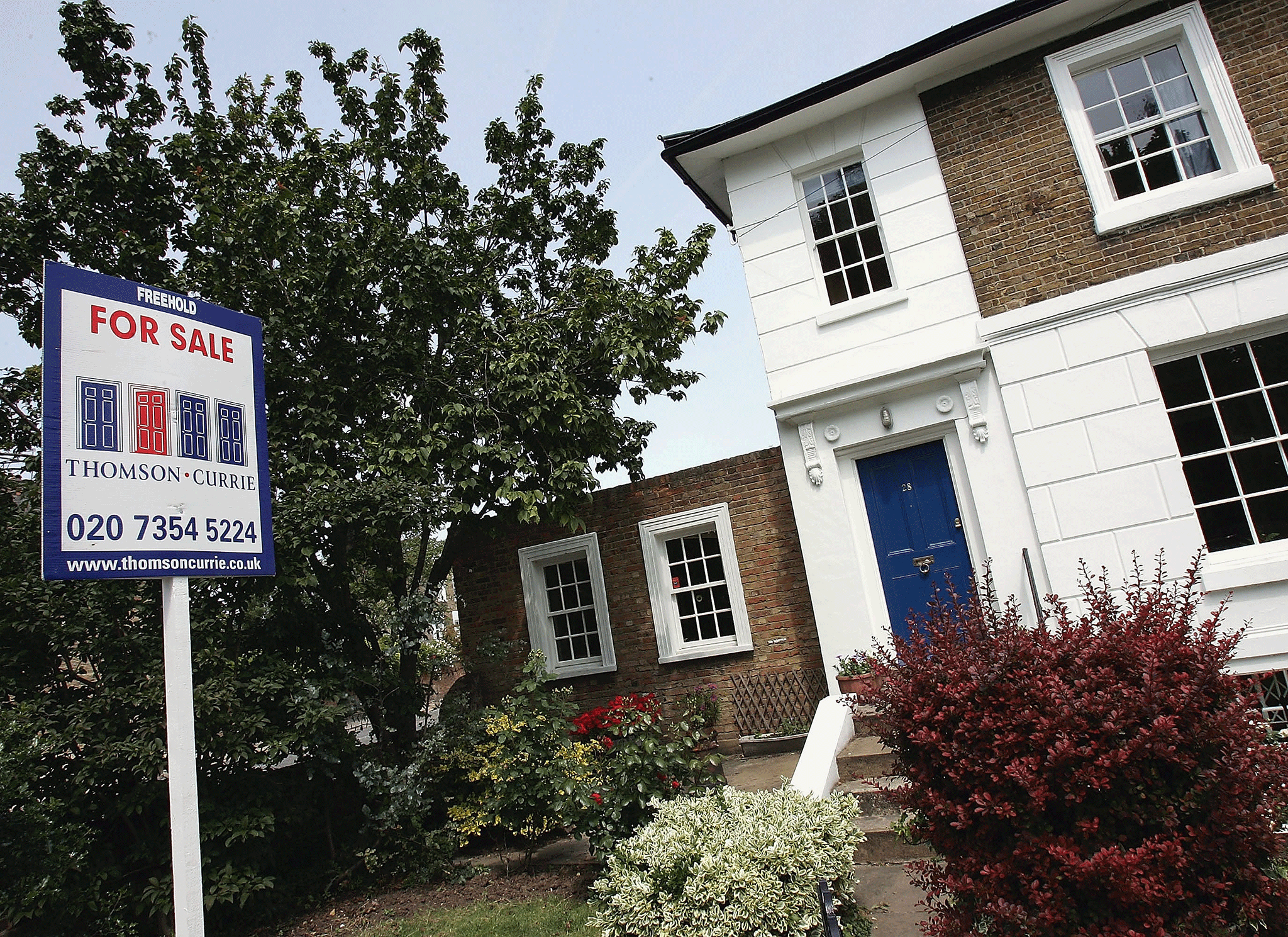 House price growth hits three year low, but buyers still priced out