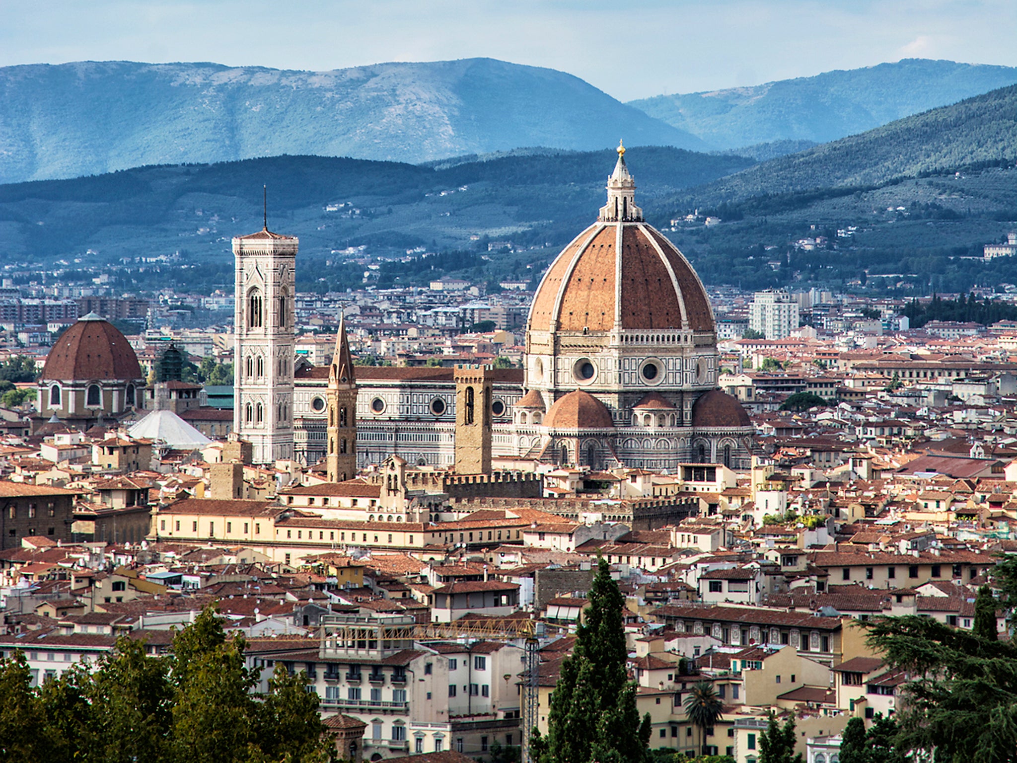 Florence authorities want to protect the area around the city's ancient cathedral from fast food restaurants