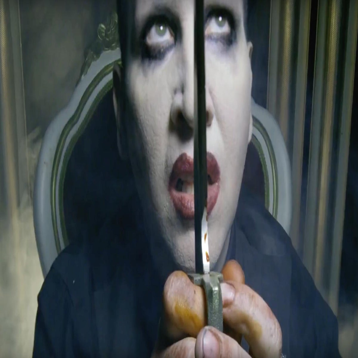 Marilyn Manson 'beheads Donald Trump' in new music video | The Independent 