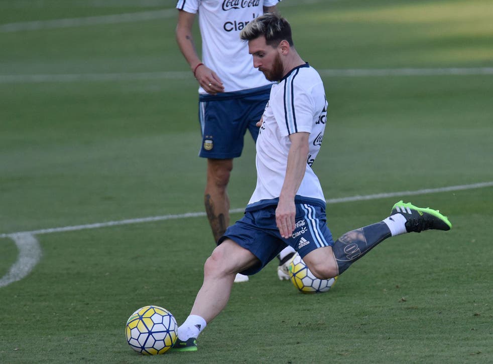 Lionel Messi Shows Off Weird New Tattoo During Argentina Training Session The Independent The Independent