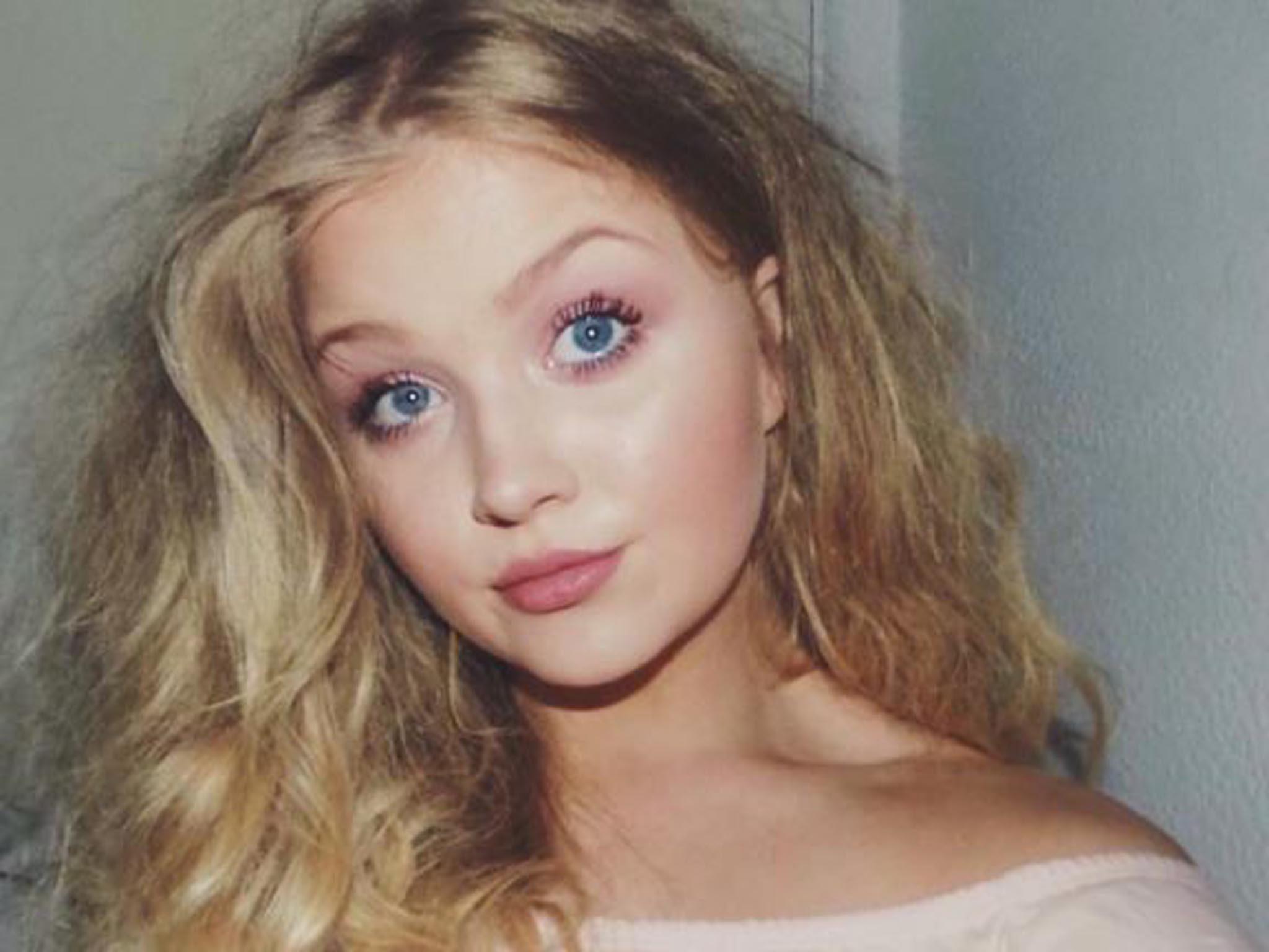 Fake Snapchat Account Posing As Model Agency Asks Young Teenage Girls 