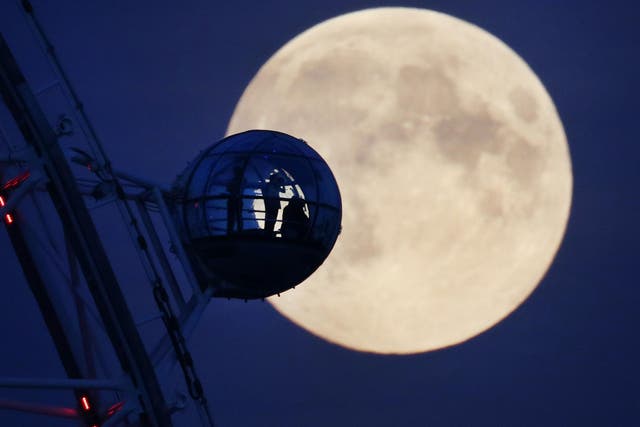 The last supermoon, viewed from next to the London Eye