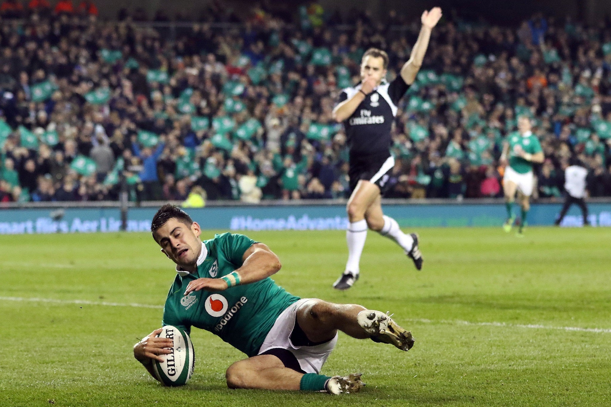 &#13;
Tiernan O'Halloran touches down for a try for Ireland &#13;