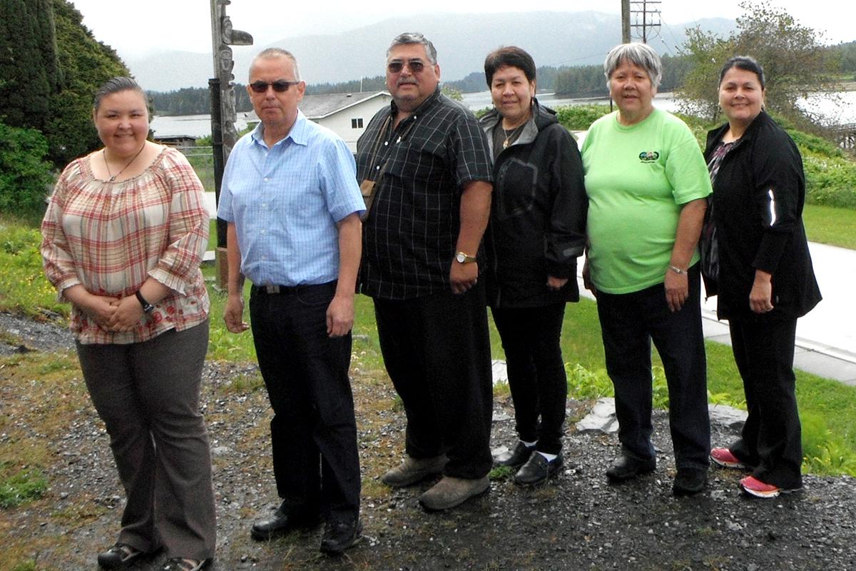From left, Barbara Petzelt, Harold Leighton, Bill Pahl, Wendy Pahl, Yvonne Ryan and Joycelynn Mitchell, collaborated with an international team of researchers on a genetic study of First Nations peoples