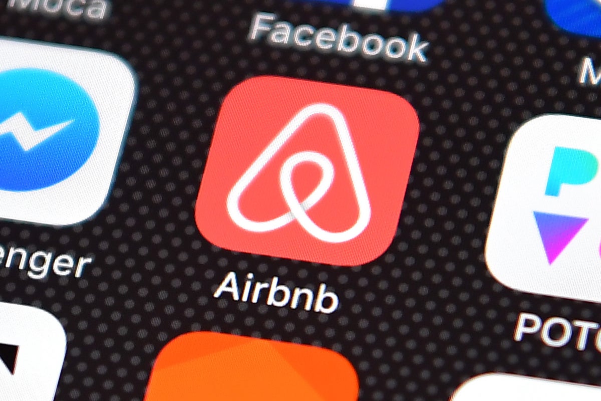 Irish court strikes down police decision to not investigate Airbnbs in Israeli settlements