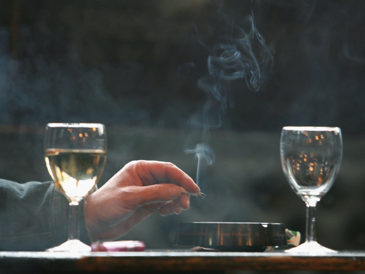 champagne cigarettes Glass of wine before cigarette 'can prevent damage' | The Independent