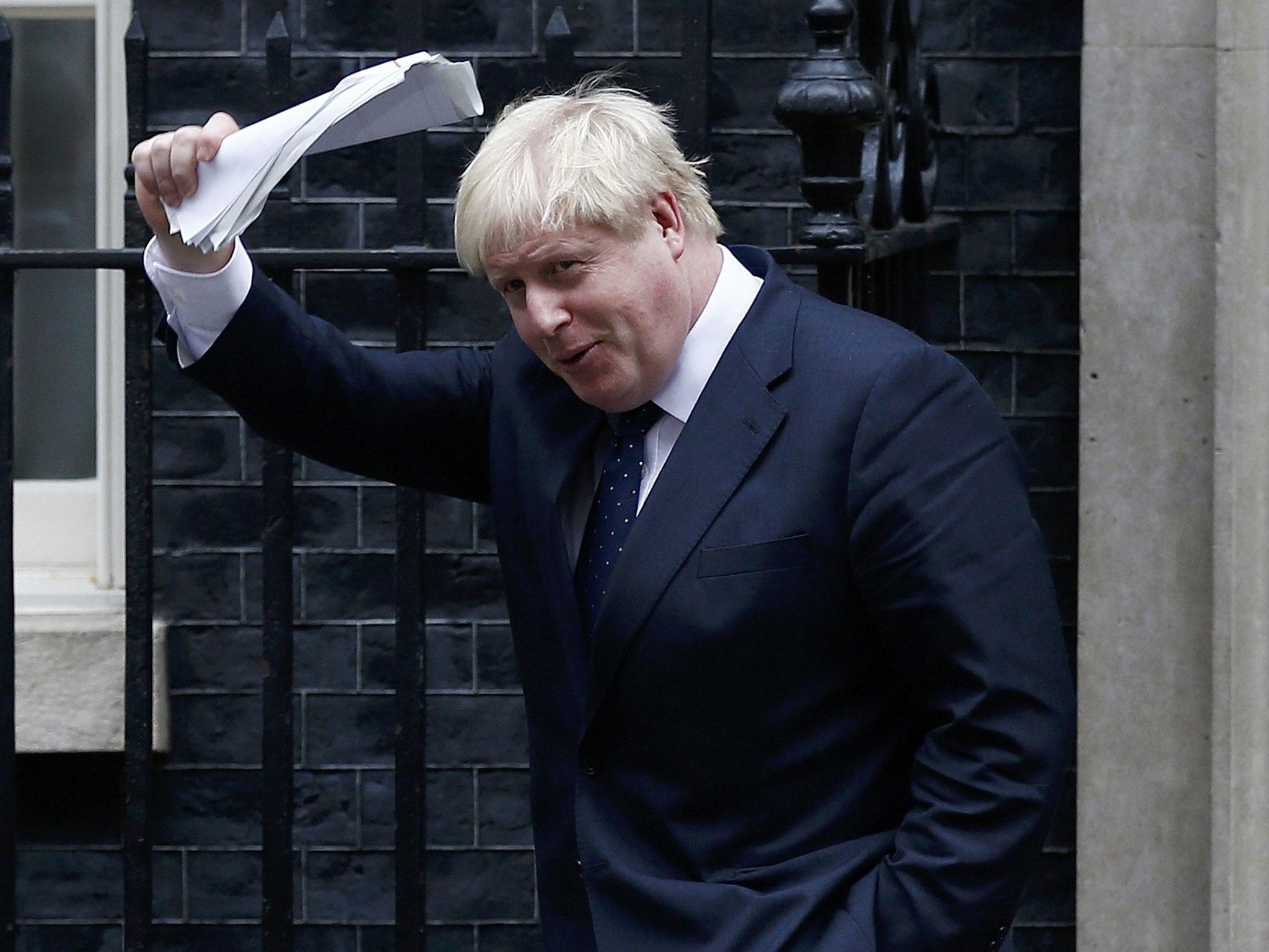 Britain's Foreign Secretary Boris Johnson leaves 10 Downing Street after a cabinet meeting, in London, 15 November, 2016