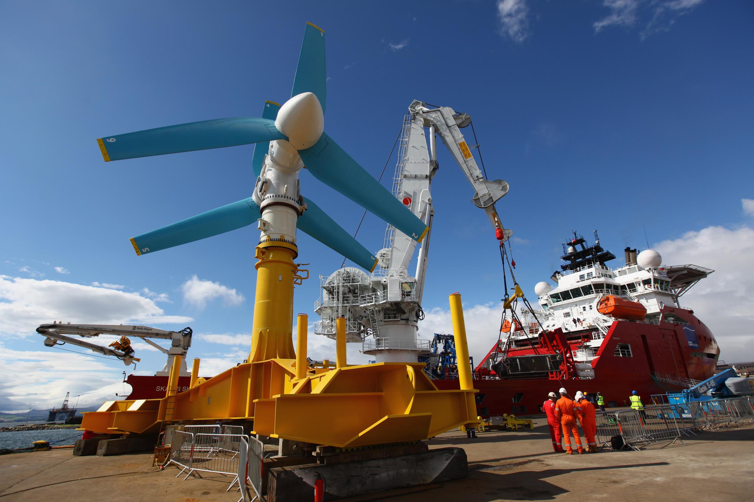 A tidal turbine designed by Atlantis is bringing power to Scotland