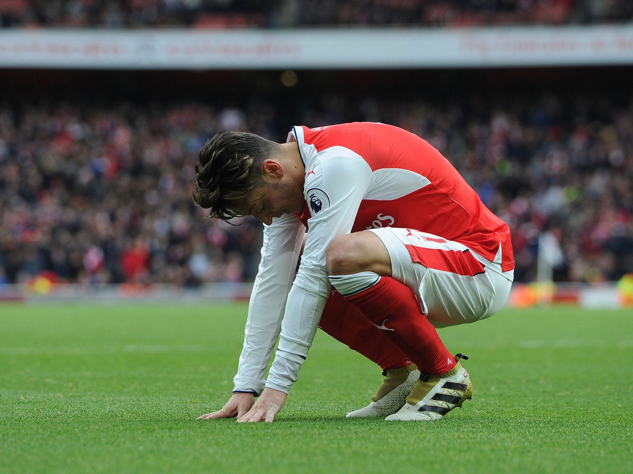 Mesut Özil is reported to be on Jose Mourinho's radar at Manchester United