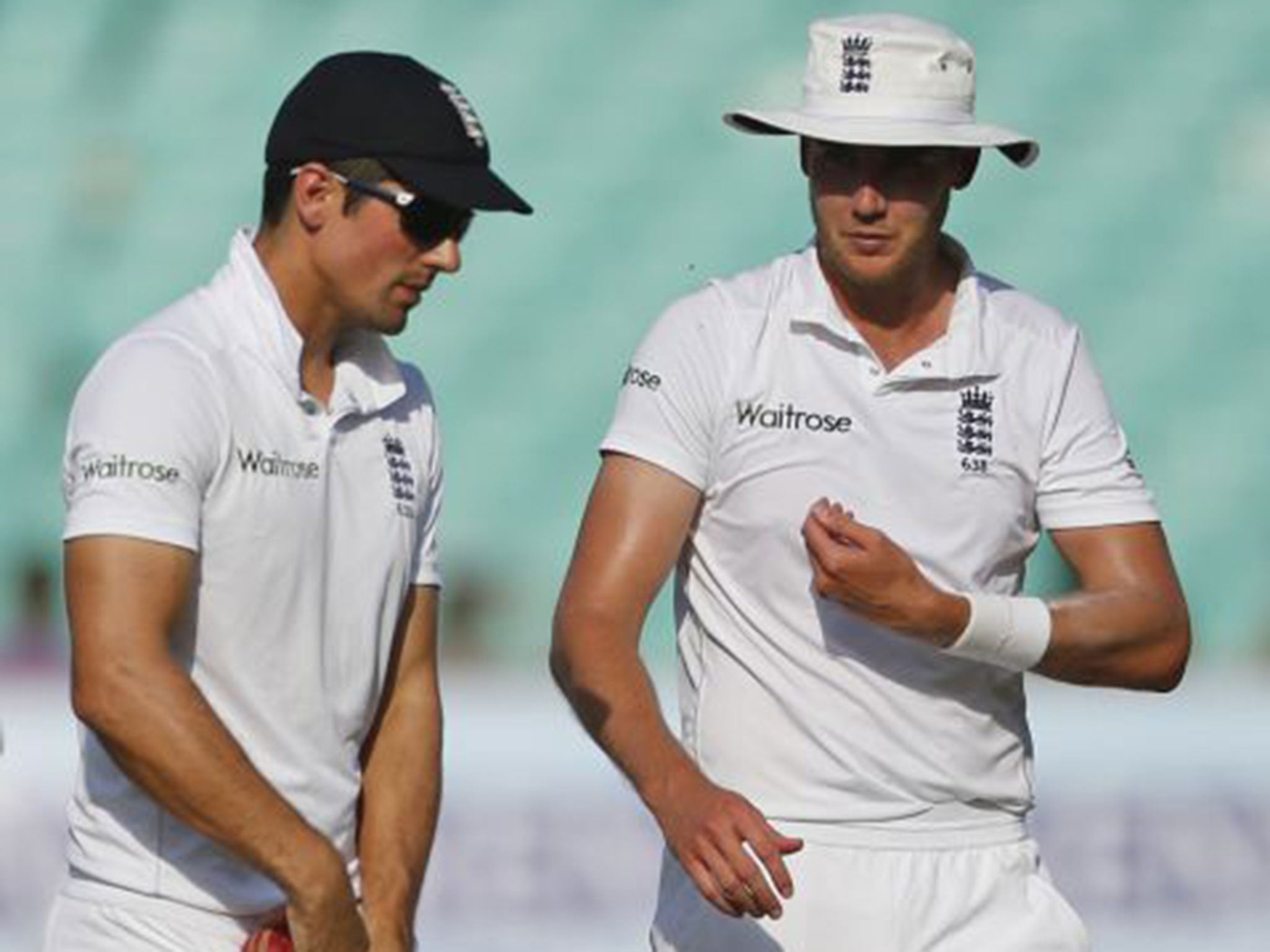 England toiled in the field on day one of the second Test against India in a poor bowling display