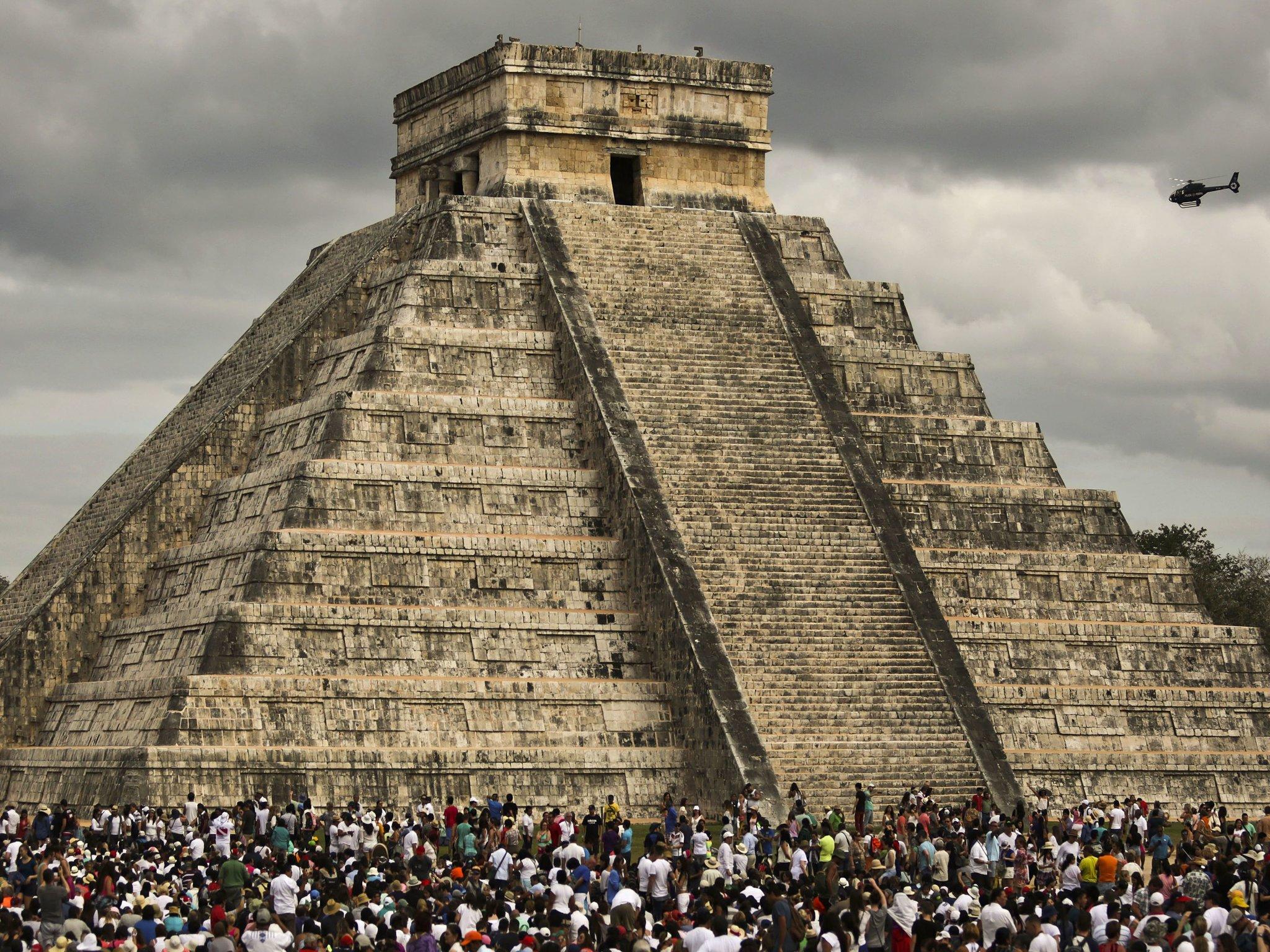 Secret Chamber Inside Famous Mayan Temple El Castilo Discovered The