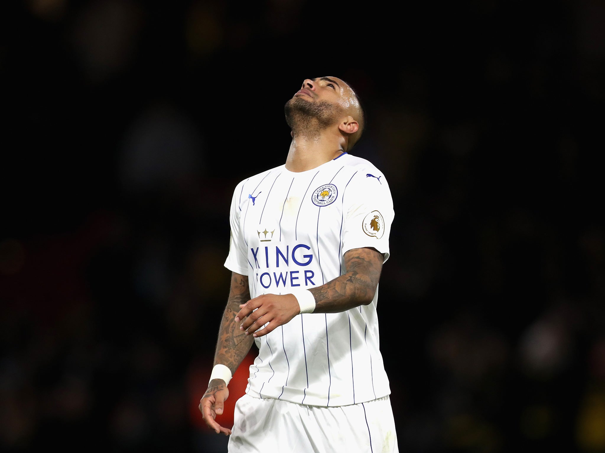 Simpson looks to the sky in frustration during Leicester's defeat