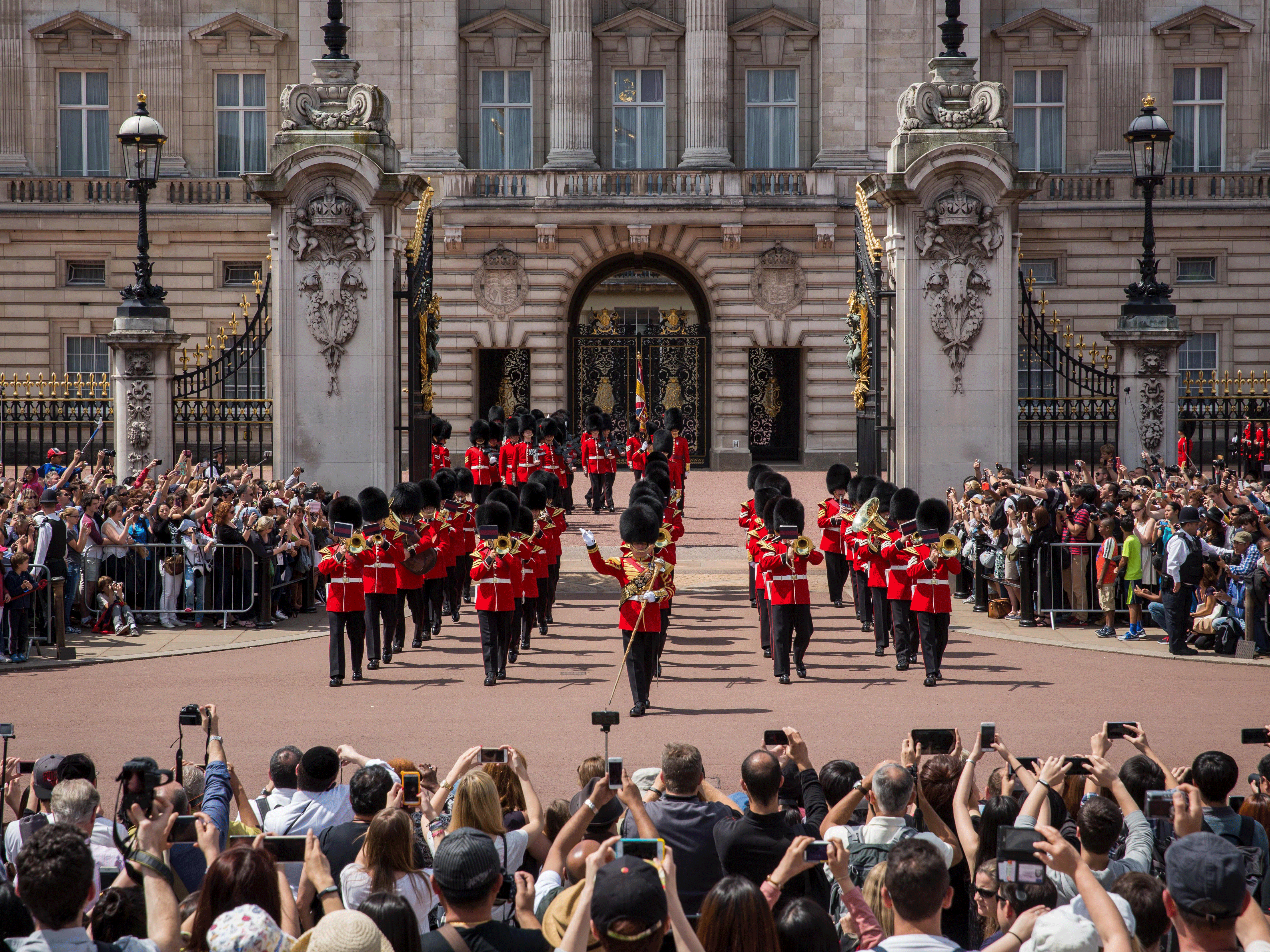 Let's give Buckingham Palace back to the people