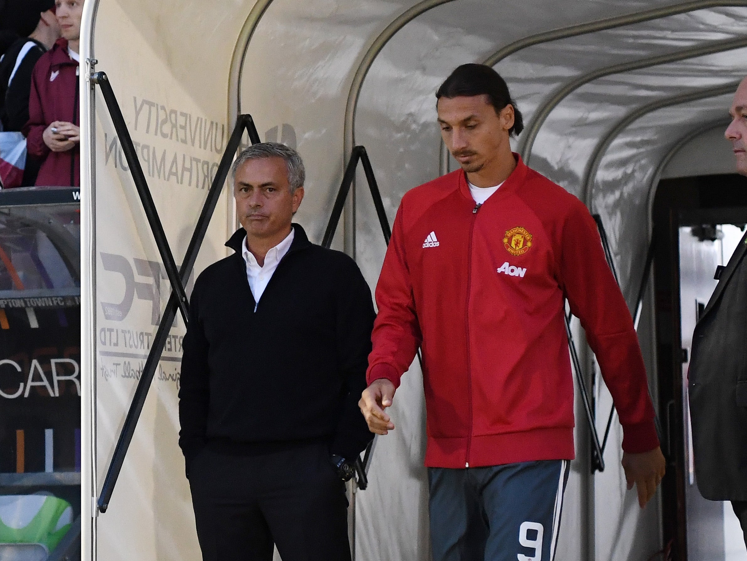 Ibrahimovic says it was an easy decision to join Mourinho at United