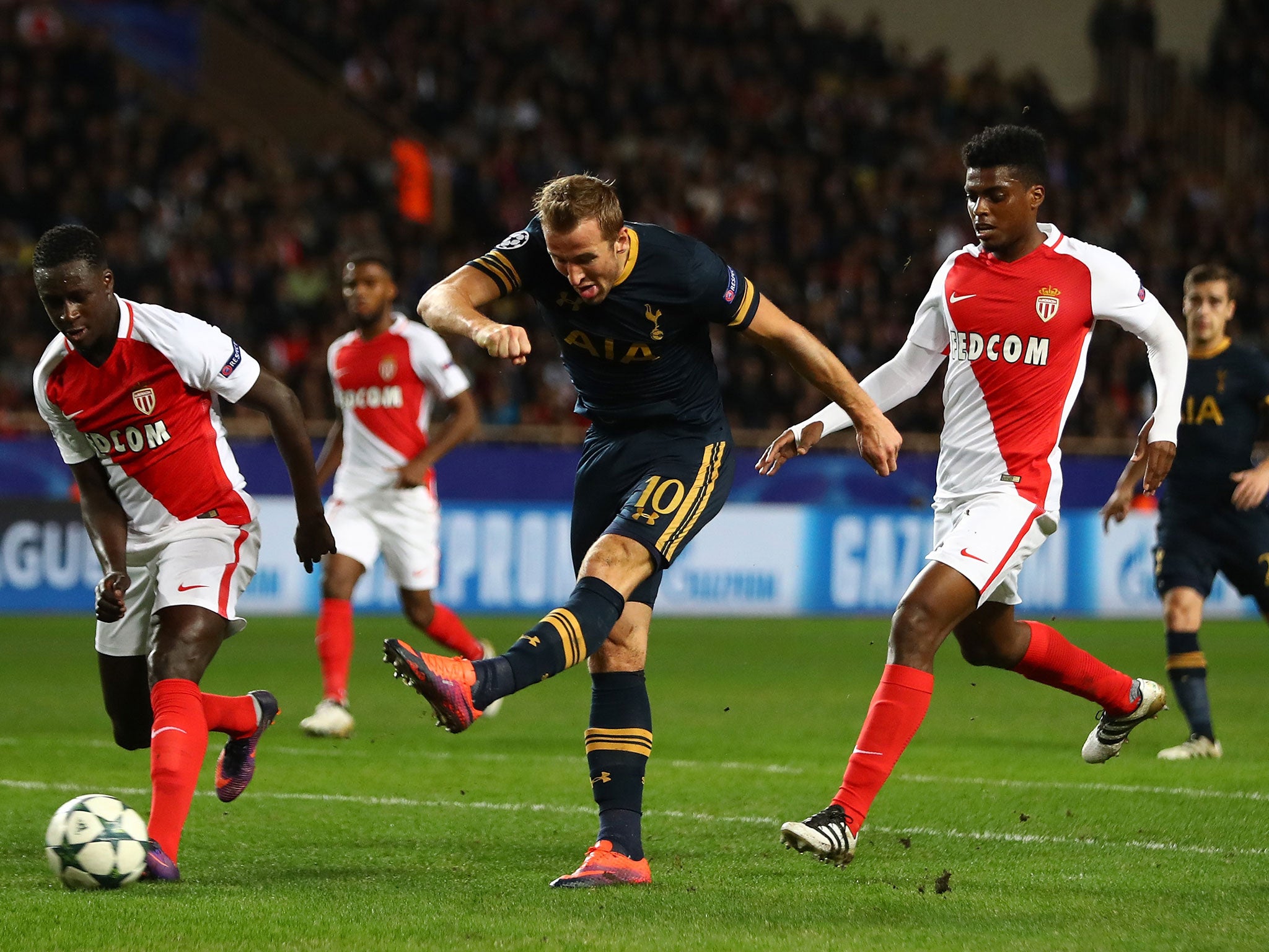 Harry Kane takes a shot on goal