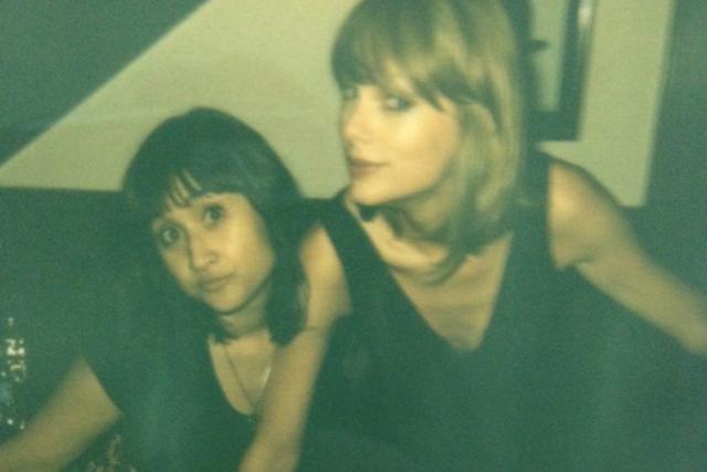 Blogger Sarah Laine, pictured with Taylor Swift