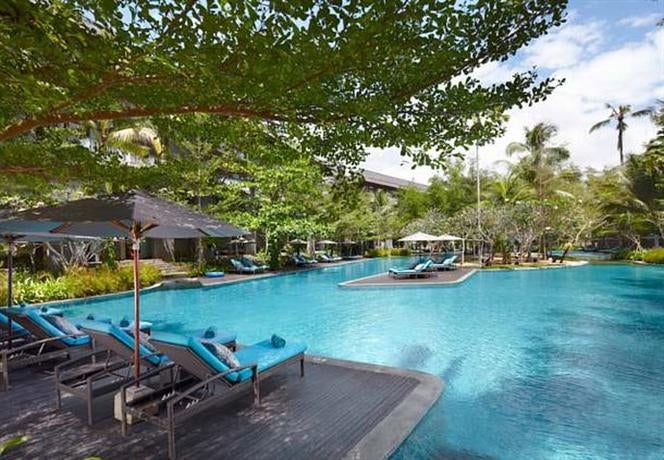 The private pool at Courtyard by Marriott Bali Nusa Dua