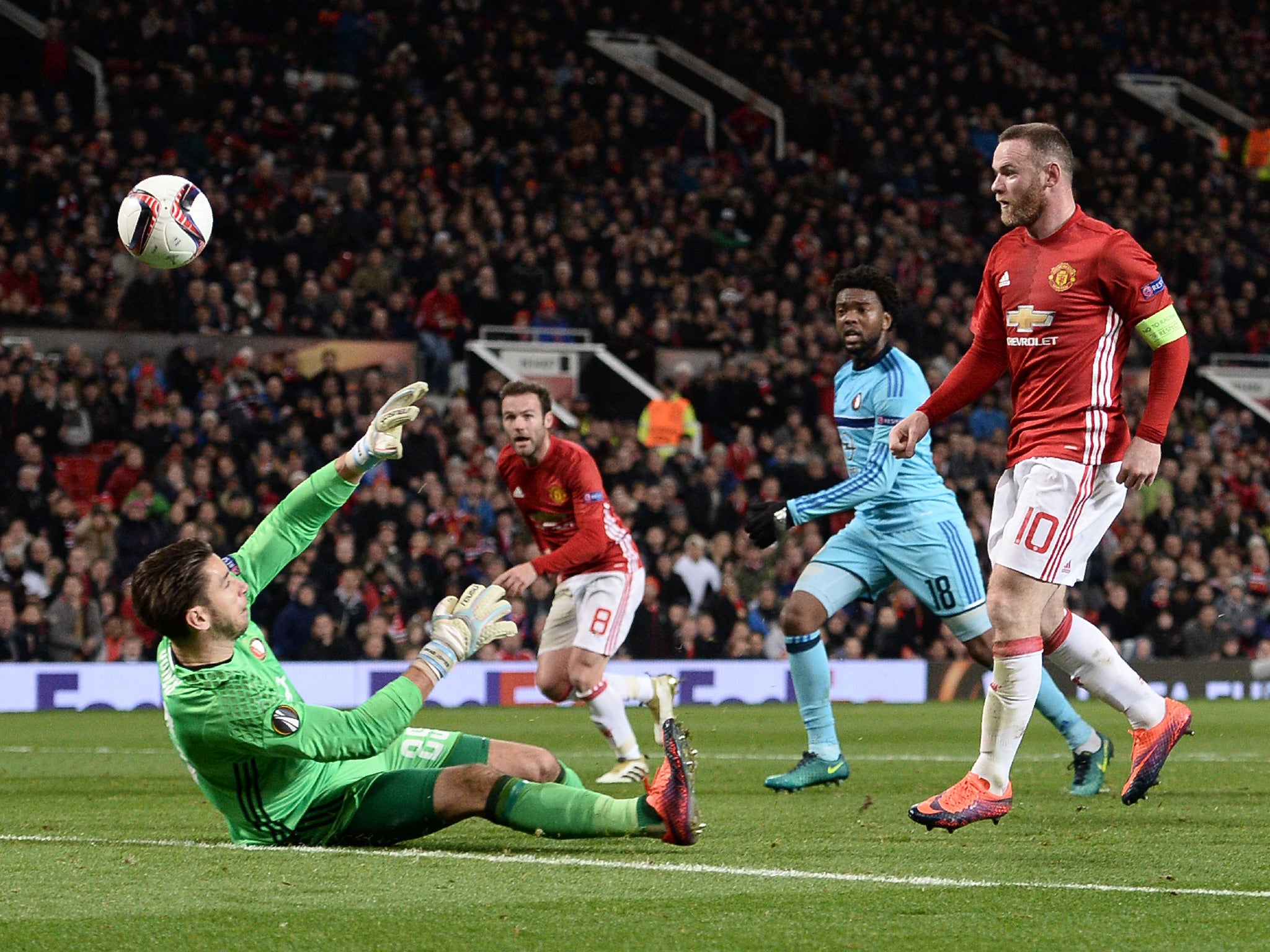 Rooney scored United's breakthrough with a delicate chip