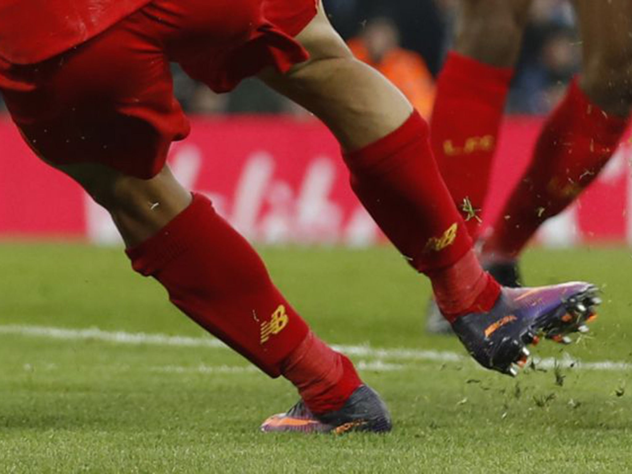 Coutinho suffered the injury in a challenge for the ball with Didier Ndong