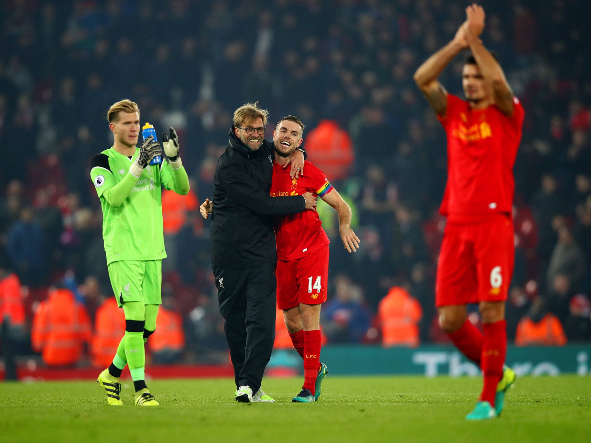 Jurgen Klopp with Jordan Henderson after their victory over Sunderland