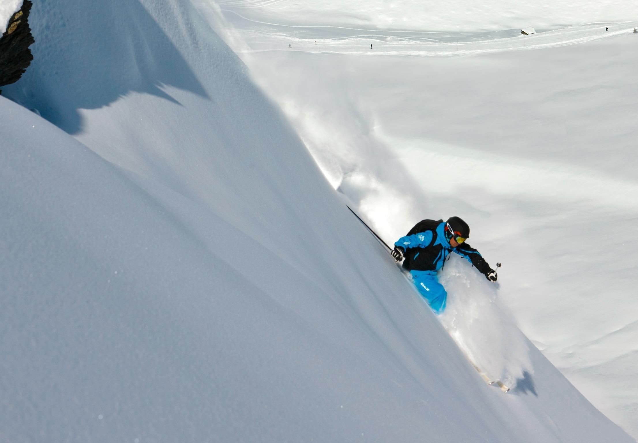 Extreme skiing in Les Arcs. Skiiers are said to outnumber snowboarders eight to one