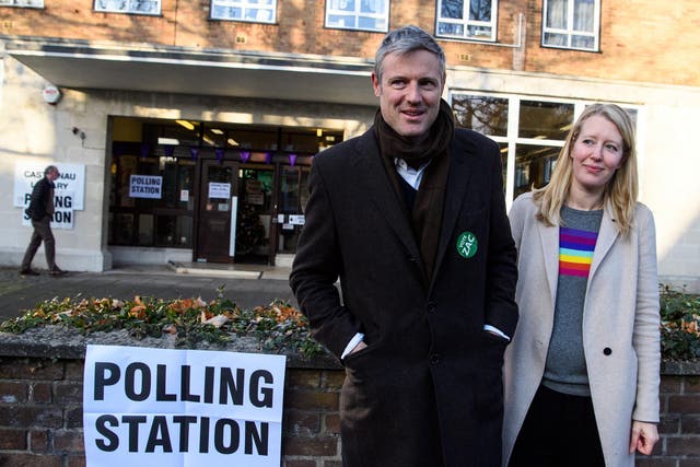 Independent candidate Zac Goldsmith and his wife Alice Rothschild leave after casting their votes in the Richmond Park by-election