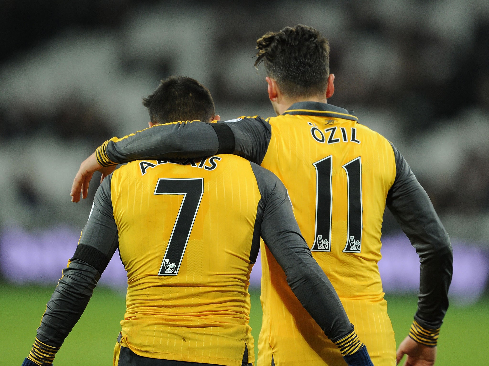 Sanchez teed up Ozil for Arsenal's opener