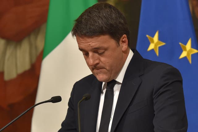 Matteo Renzi announces his resignation shortly after midnight in Rome