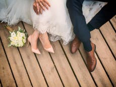 10-year relationship contracts 'could replace marriages'