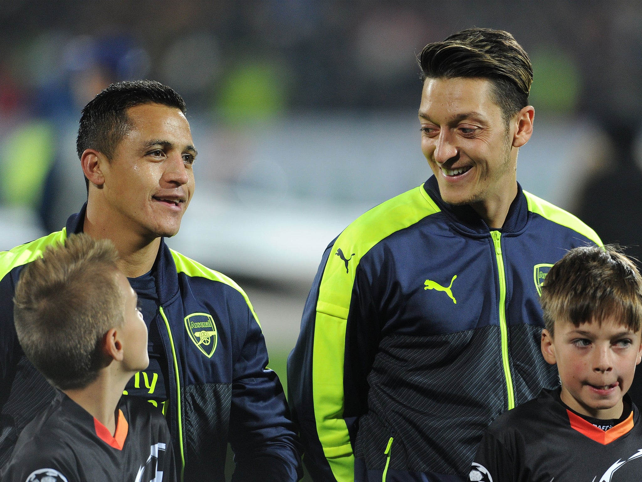 Sanchez and Ozil reportedly want their salaries to match those of other top players