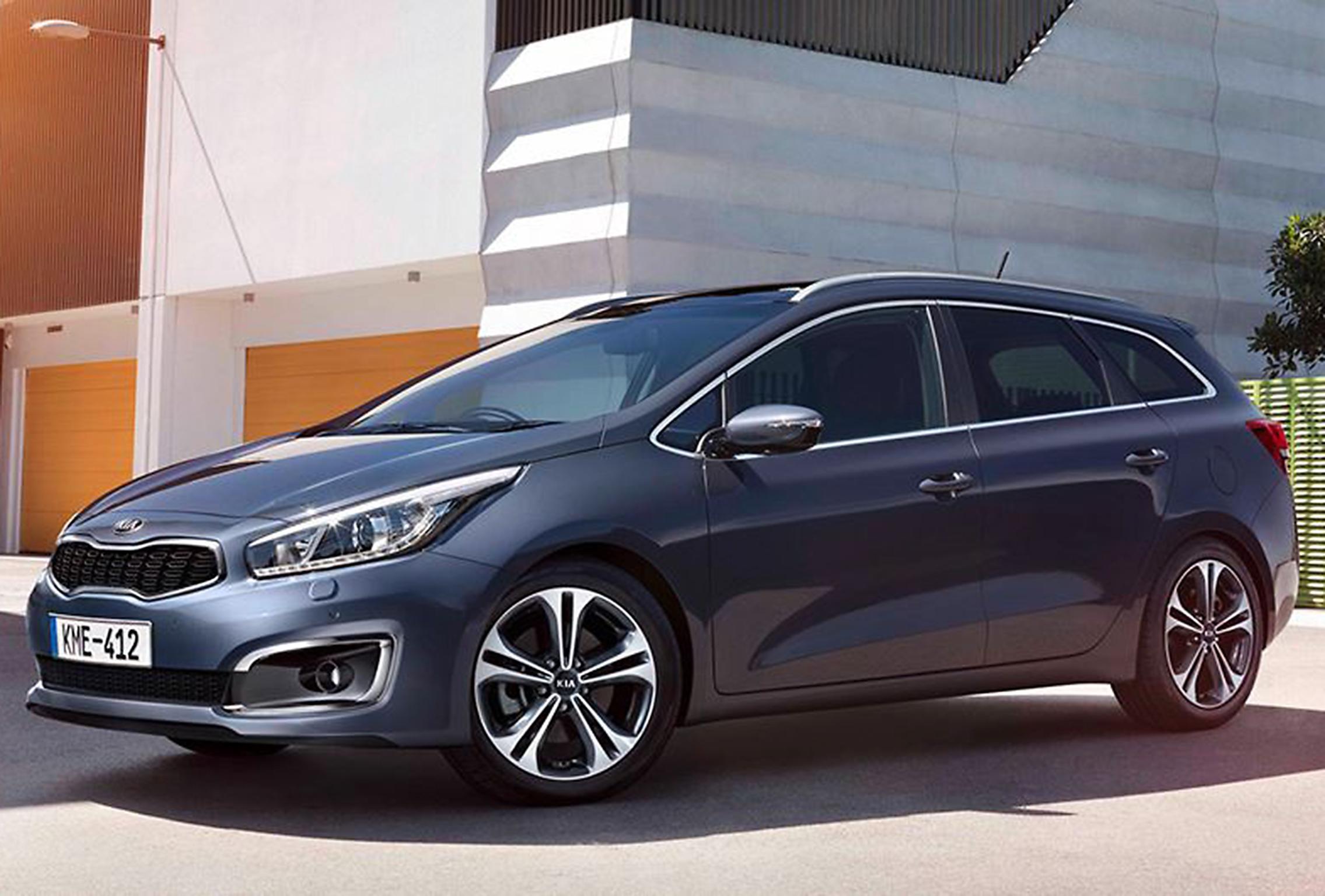 If you covered the badge on the steering wheel, few would be able to tell the Kia cee’d Sportswagon apart from its more well-known competition