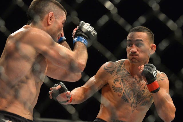 Holloway remains the only featherweight to have taken McGregor to the final bell