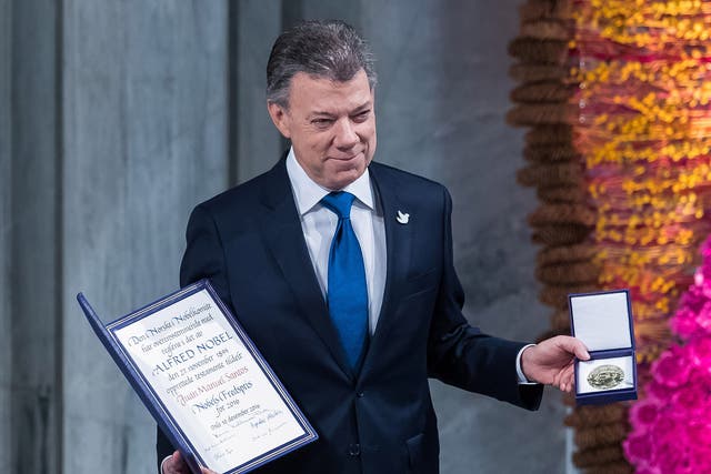 President Juan Manuel Santos of Colombia with his Nobel Peace Prize at Oslo Town Hall