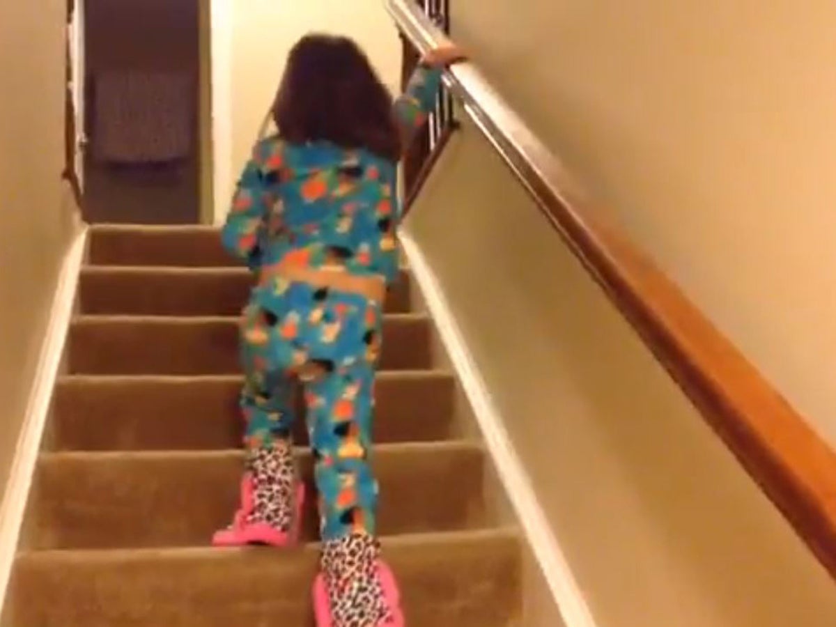 Father Posts Video Of Cancer Suffering Daughter Aged Five Climbing Stairs After Chemotherapy The Independent The Independent