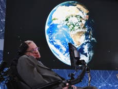 Stephen Hawking will travel to space on board Richard Branson's ship