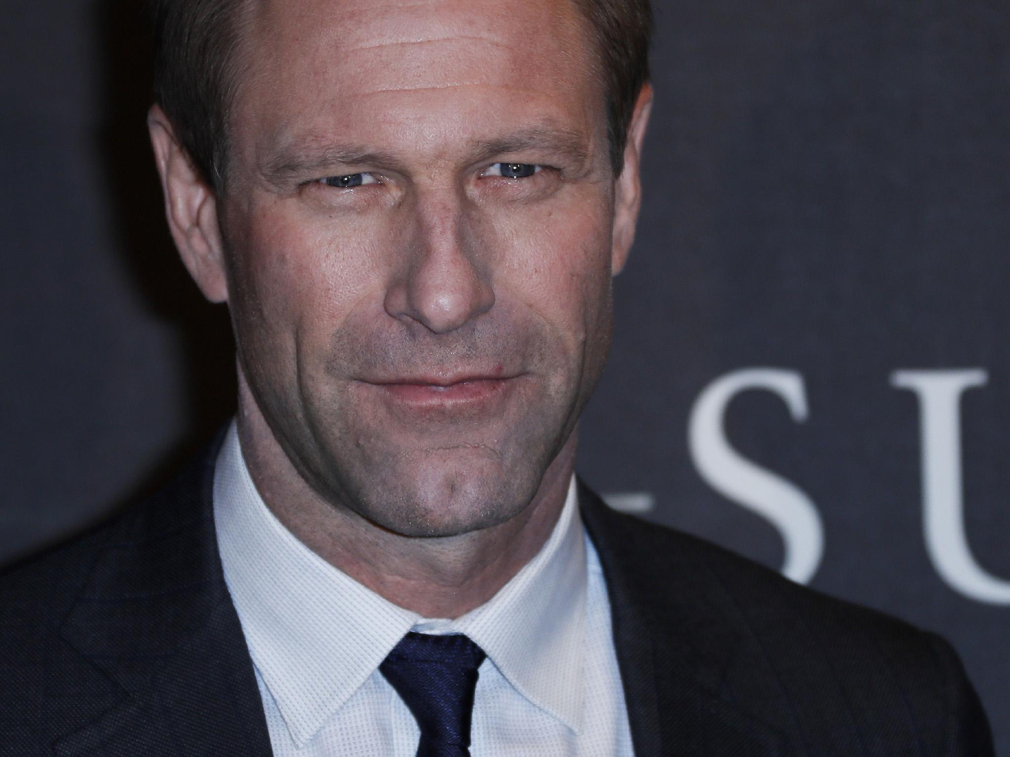 Aaron Eckhart poses during the photocall of US director Clint Eastwood's latest movie 'Sully' in Paris