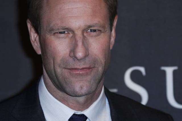 Aaron Eckhart poses during the photocall of US director Clint Eastwood's latest movie 'Sully' in Paris