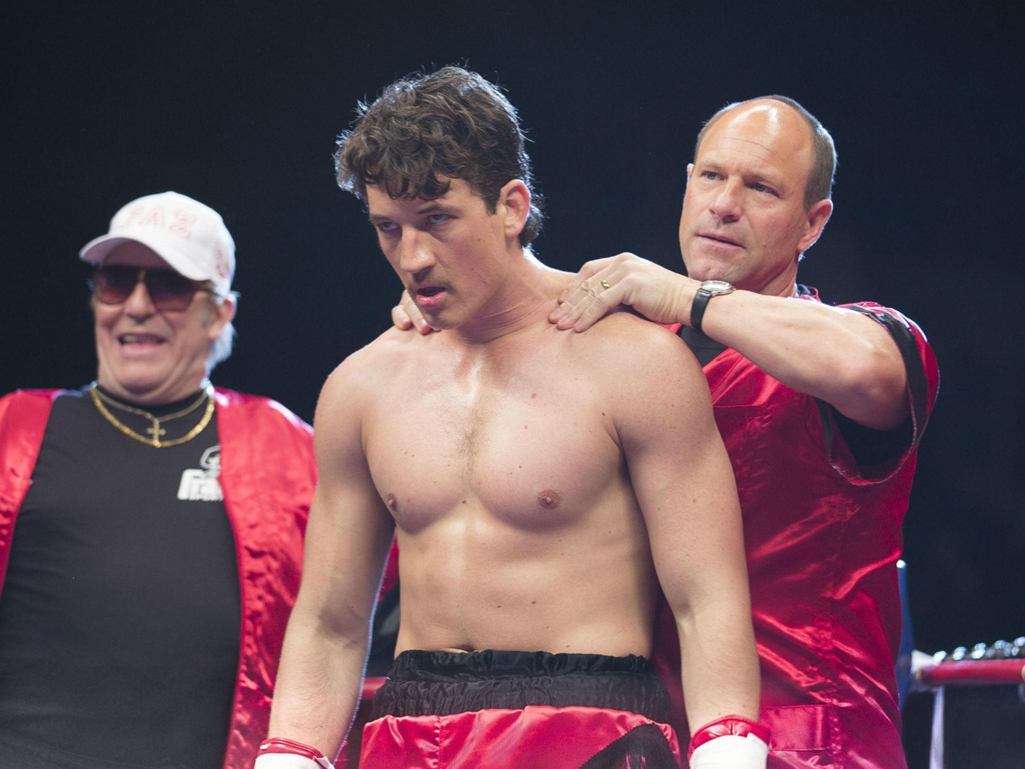 Rubbing shoulders: Aaron Eckhart as the legendary trainer Kevin Rooney in ‘Bleed For This’ – with Miles Teller as boxer Vinny Pazienza