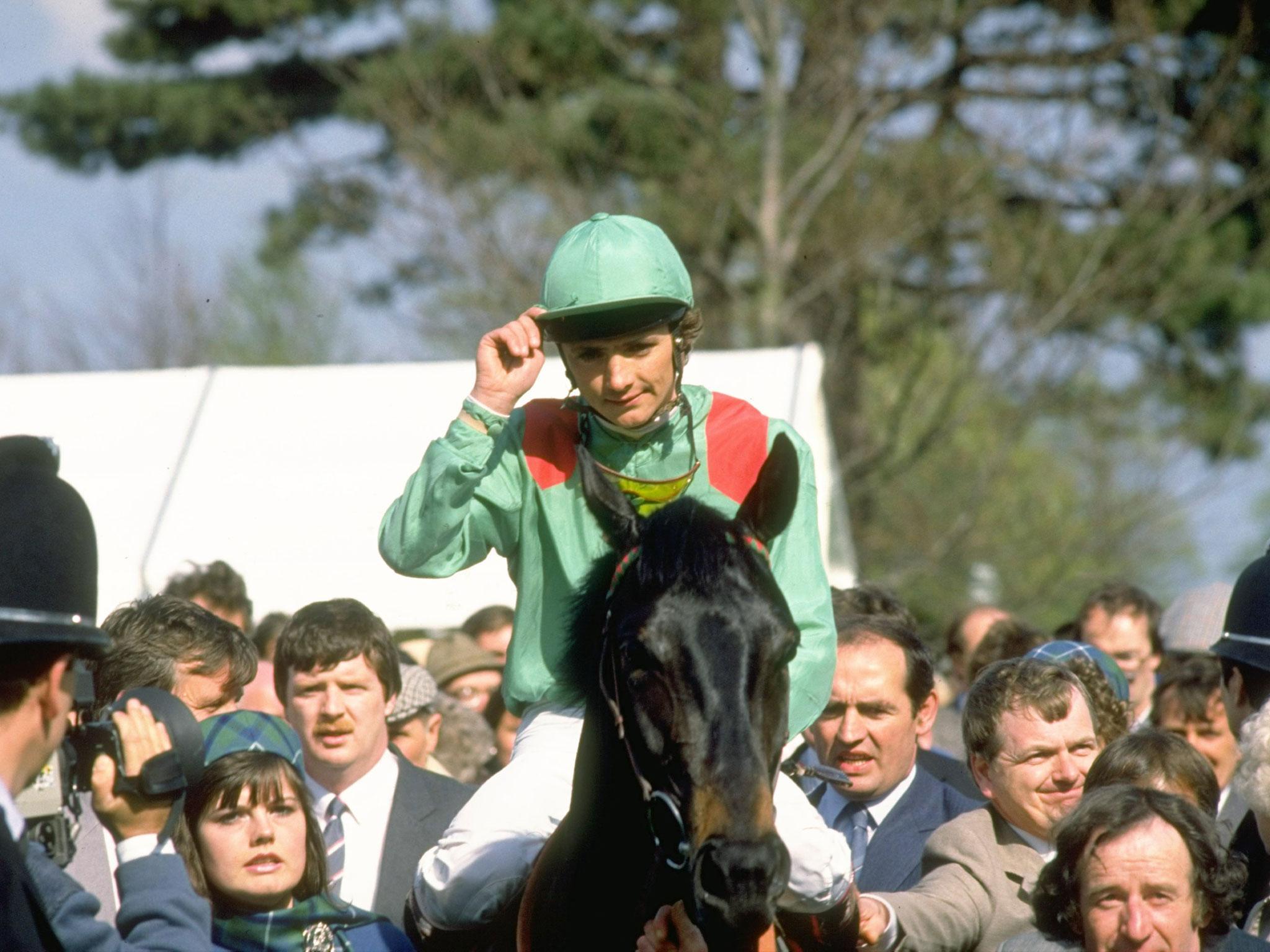Walter Swinburn on Doyoun after winning the 2,000 Guineas Stakes at the Newmarket meeting, England, 1988