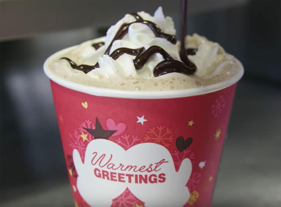 The original McCafé cup featured two white mittens along with the saying 'Warmest Greetings'