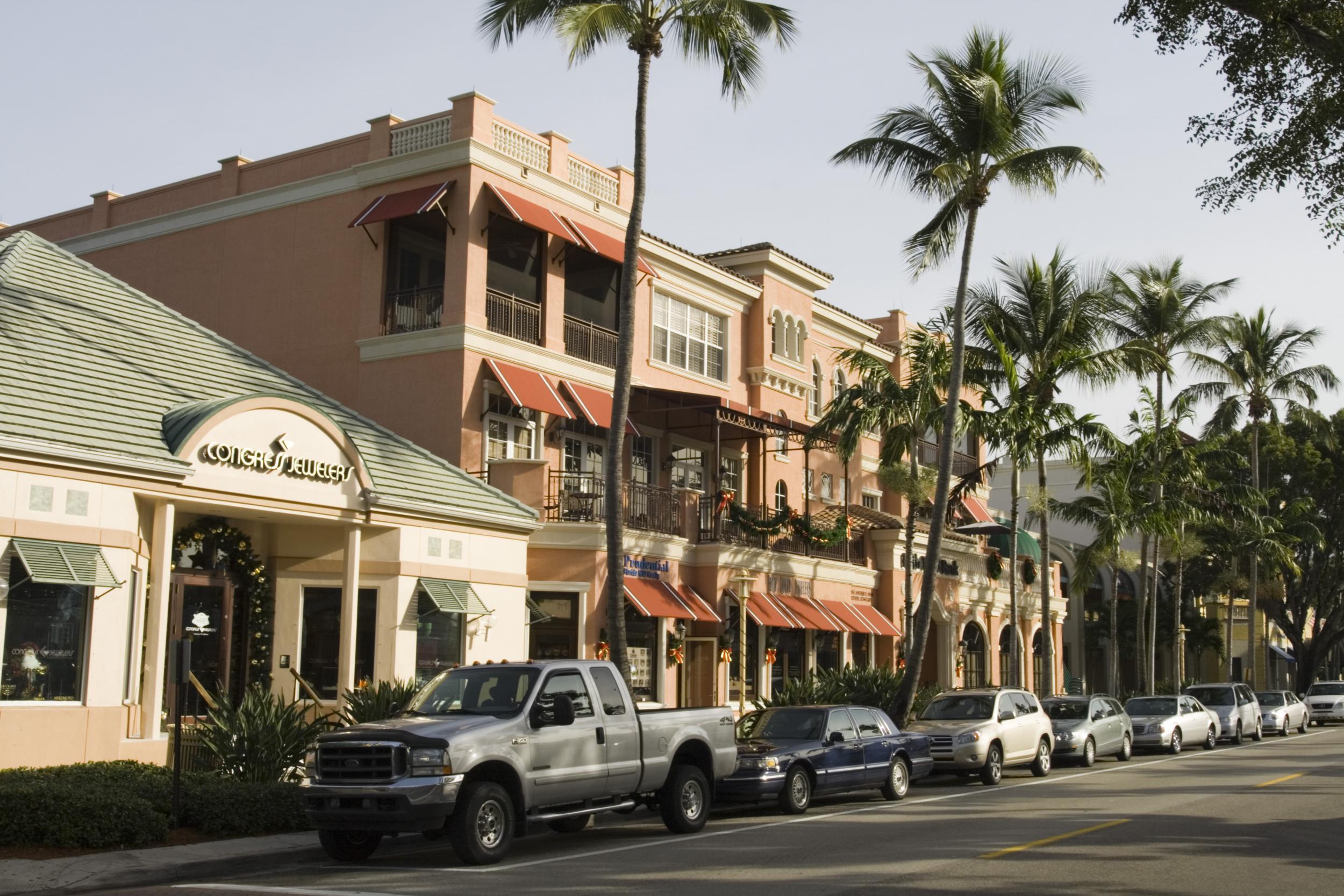 5th Avenue, Naples