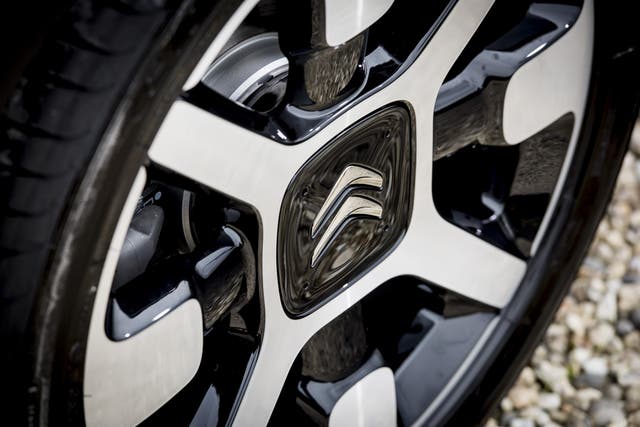 <p><a href="https://www.independent.co.uk/topic/citroen">Citroen</a> has expanded its critical 'stop-drive' airbag campaign, now including C4, DS4, and DS5 models  </p>