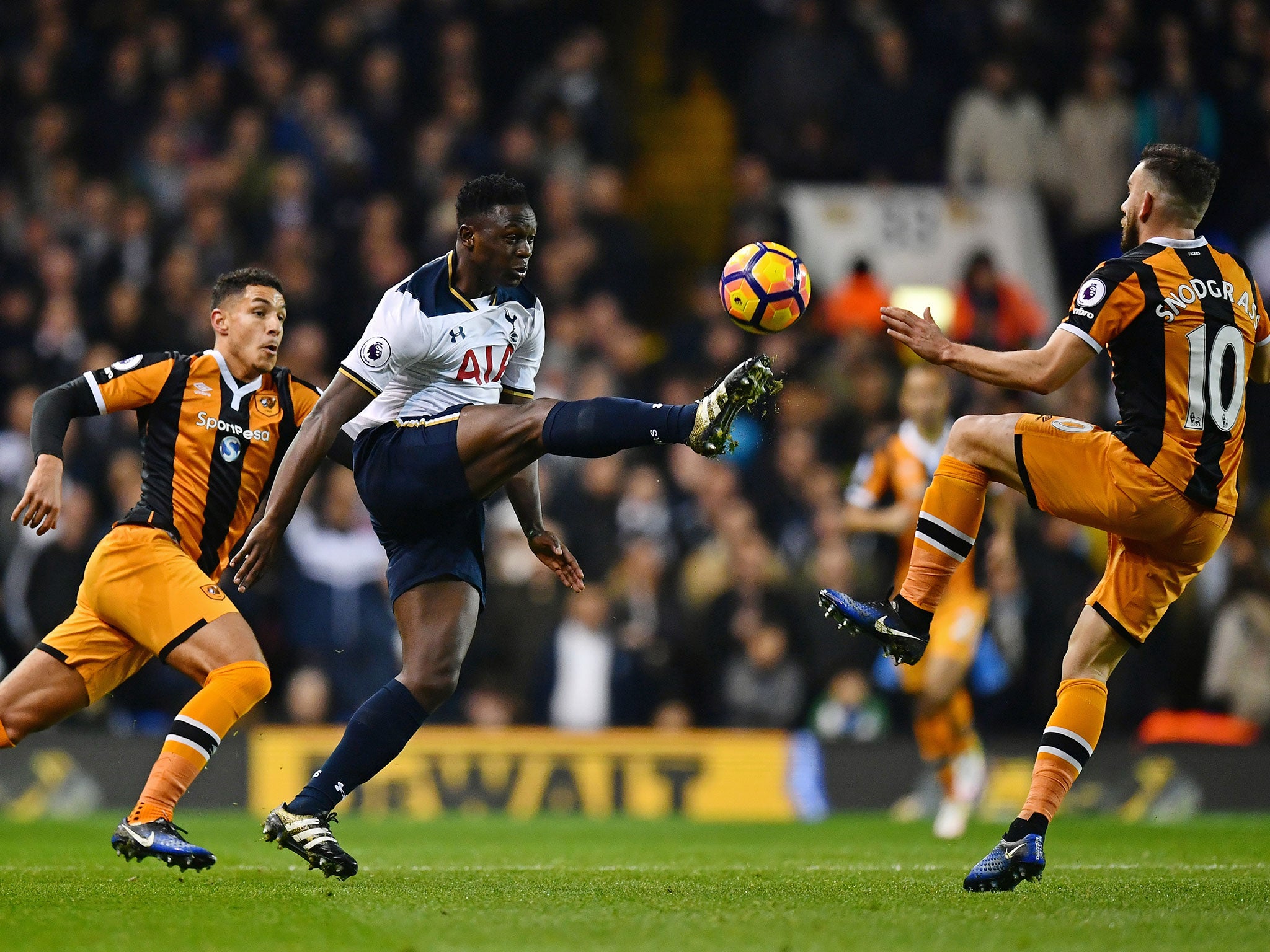 Victor Wanyama attempts to bring the ball under control