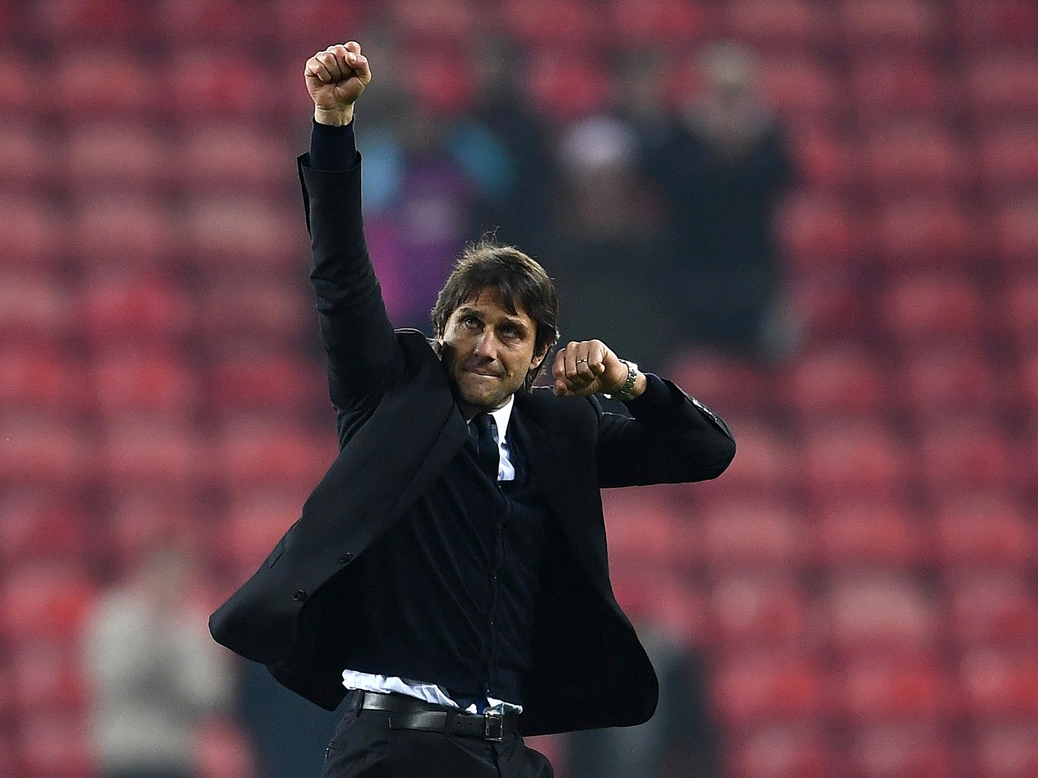 Conte lavishes praise on Chelsea players after tenth straight win