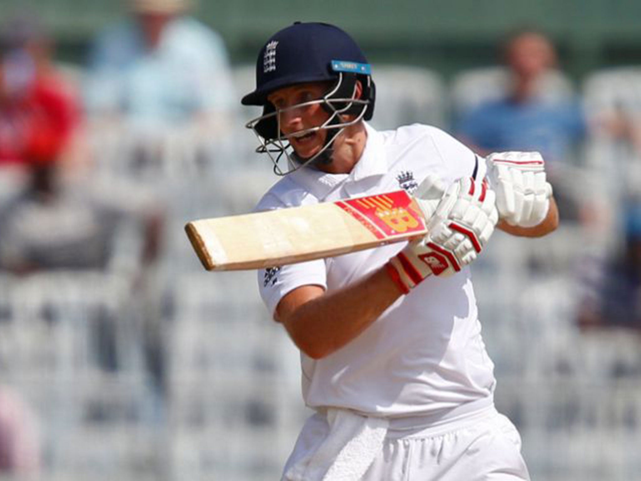 Joe Root steered England away from a poor start to reach 68-2 at lunch