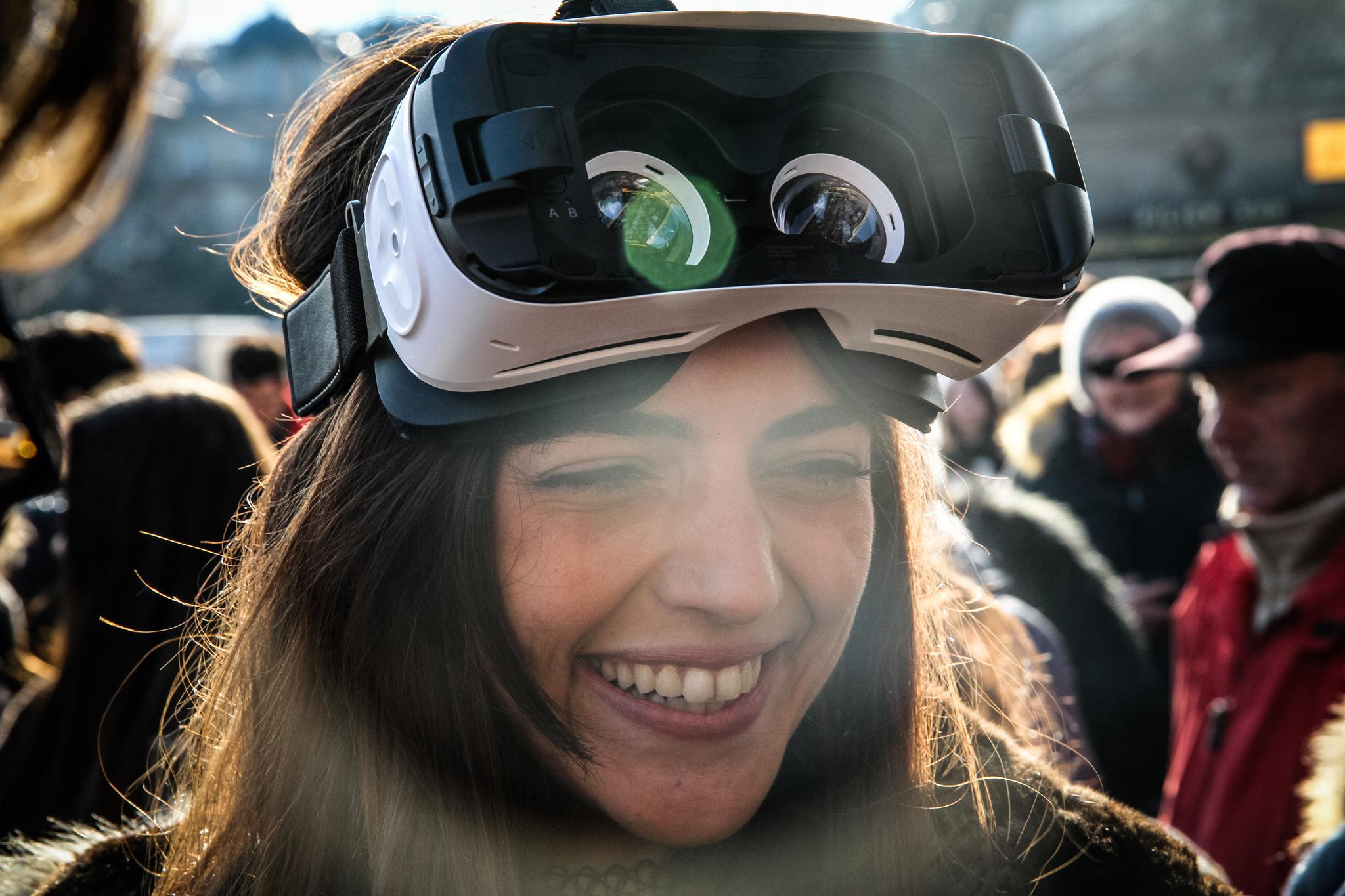 VR headsets bring Pompeii back to life